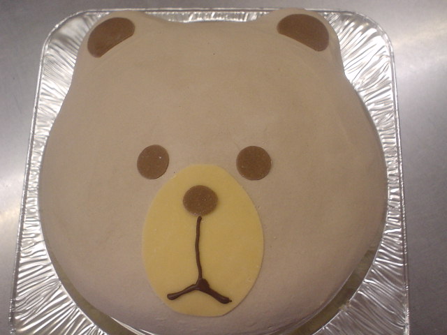 今日の１コマは かわいい くまさんの ケーキを作る パティシエ かわた日記 3d ケーキ職人 バースデーケーキ 誕生日ケーキ キャラクターケーキ