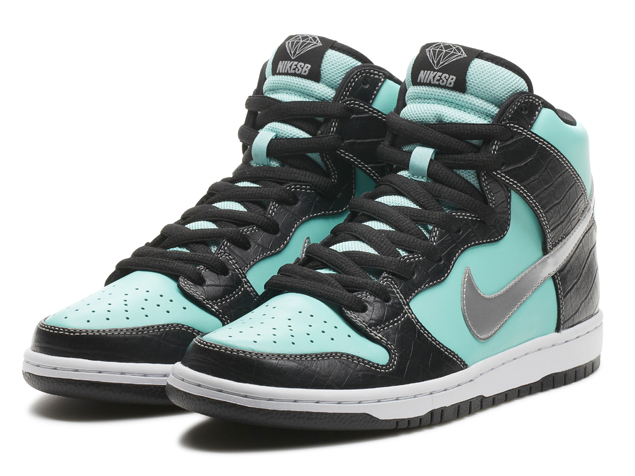 Nike SB Unveils Official Images of the 'Tiffany' Dunk High