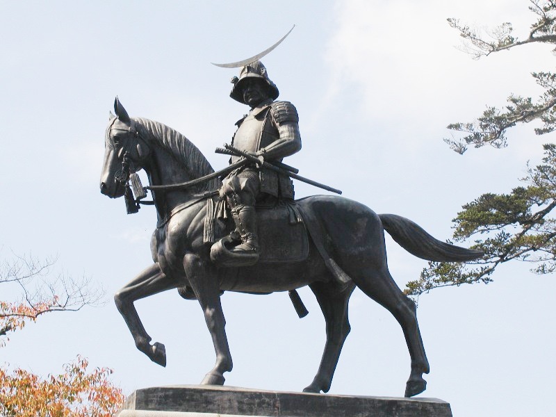 伊達政宗　騎馬武者像 約30cm 台座付き 🏯伊達政宗騎馬像🐎 Horse-riding Statue of Date Masamune