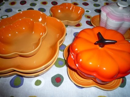 LE CREUSET - ♡ルクルーゼ フラワーディッシュ 5枚 プレート パープル