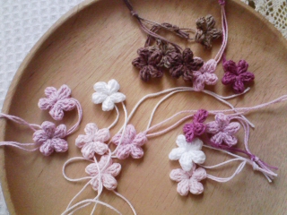 はじめてのかぎ編み 小花編みレッスン １ ２ 手作り 編み物 大好きtmt 楽天ブログ