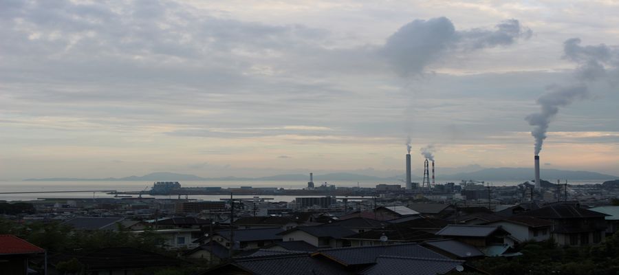 四国中央市朝の風景