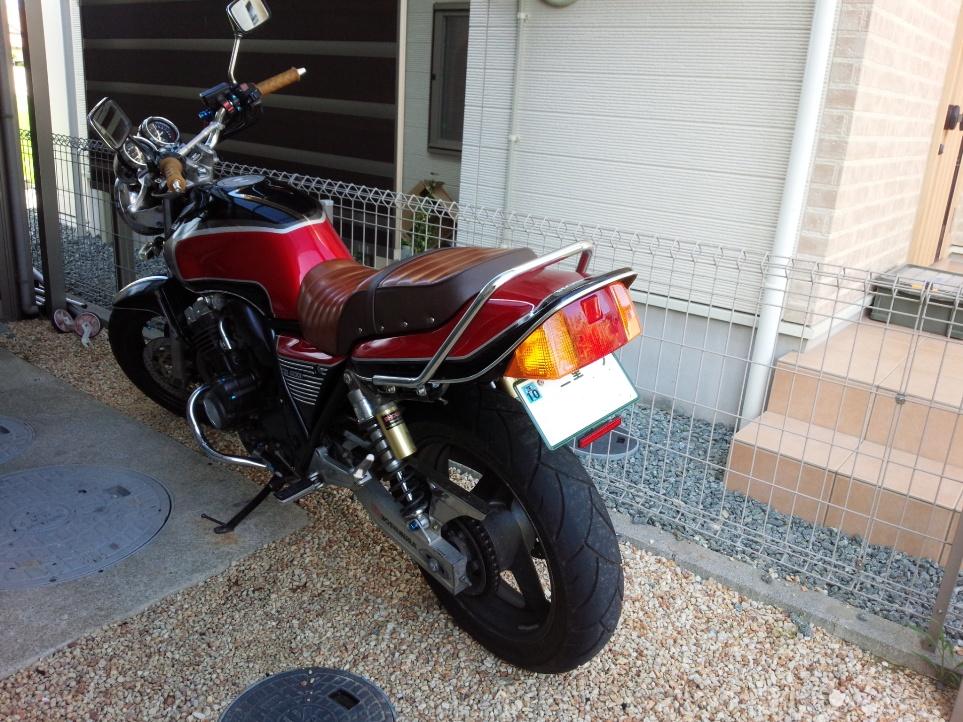 CB400SF NC31 CBX400Fテールランプ取付 | CLUB DONFAN ZRX1100