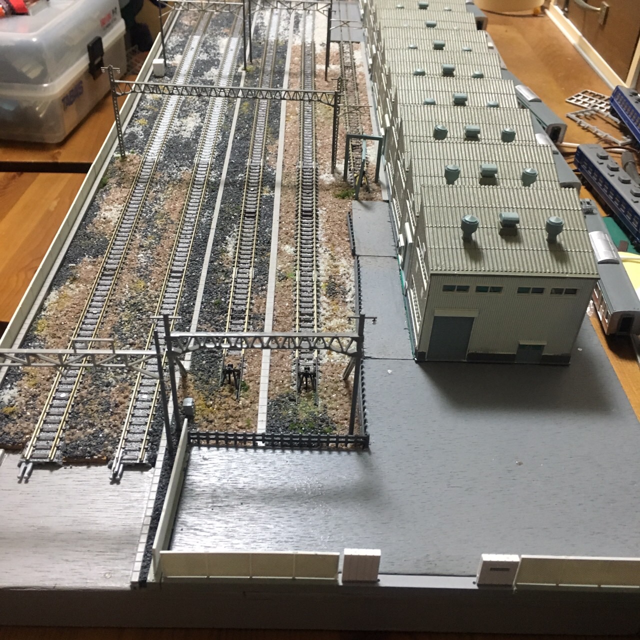 車両工場】 ジオラマ作成 | 猫と暮らす素人鉄道模型の日記