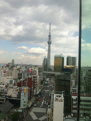 20121117用ロビーからの眺め.JPG