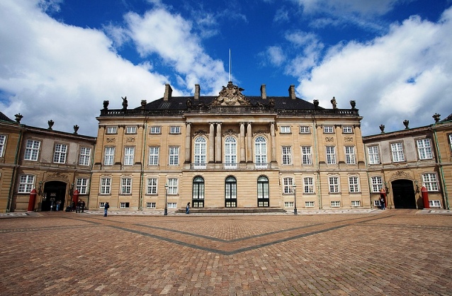0618 Amalienborg Palace.jpg