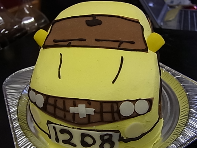 今日の１コマは 乗り物 ３dケーキを作る かわたにっき パティシエ かわた日記 3d ケーキ職人 バースデーケーキ 誕生日ケーキ キャラクターケーキ