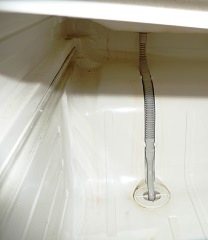 簡単sharp冷蔵庫の水漏れ修理とリコールで部品交換 みんといんふぉ 楽天ブログ