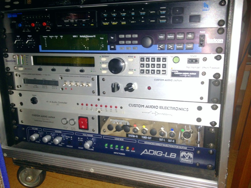 新しいスタイル ラックエフェクターからコンパクトエフェクターへ HIROC'S | ギター