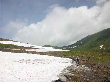 月山