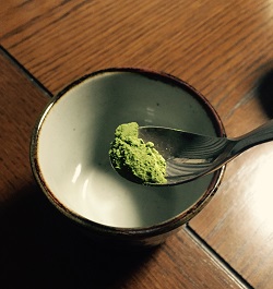 ユーグレナ緑茶ぱうだー2