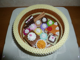 夏休みの自由研究は アイロンビーズの２段ケーキ小物入れ ﾃﾞｼﾀ Tokimeki 生活 ローコストの可愛いおうち 楽天ブログ