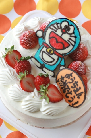入園お祝い いちごとドラえもんのケーキ りんのおうち Rinco S Home 楽天ブログ