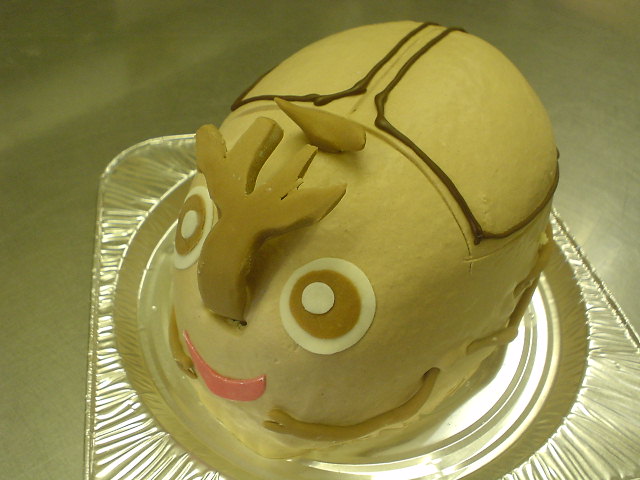 今日の一コマ ちびっ子に人気 カブトムシ ケーキを作る パティシエ かわた日記 3d ケーキ職人 バースデーケーキ 誕生日ケーキ キャラクター ケーキ