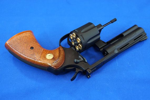 タナカ コルト パイソン 4インチ HW モデルガン 木グリ付き タナカ】コルトパイソン.357mag 4in HW ブルーイング・木製