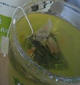ルピシアで、『いちごバニラ』（緑茶）を、買いました