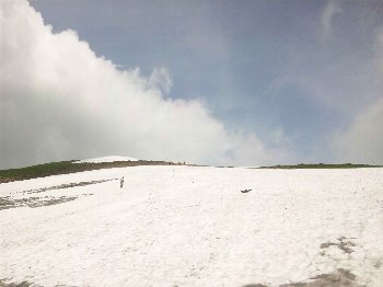 月山