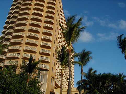 OUTRIGGER　HOTEL