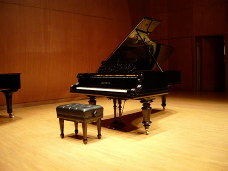 Bechstein on stage/History of the piano at MM21
