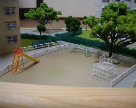 レイアウトに団地を！「団地ジオラマ製作」（エッチングパーツの