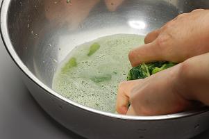 これでもか!というくらい力を入れて!