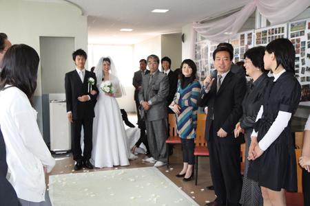 結婚式 結婚式 3月 服装 各種の結婚式は自らの特色