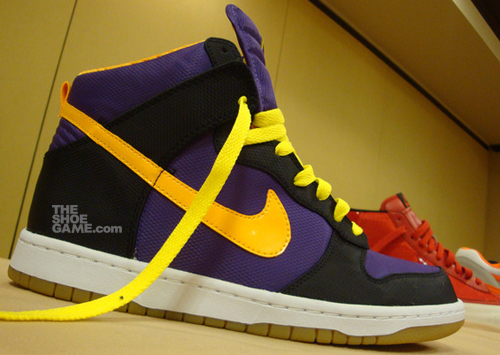 sb dunk lakers