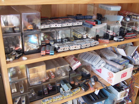 緊急】在庫整理 82箱 未開封 Bトレ工場 直営 店