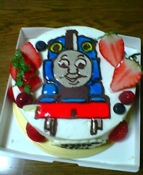 ６歳の誕生日 トーマスケーキでお祝い わたしのブログ ２人の息子と福袋 楽天ブログ