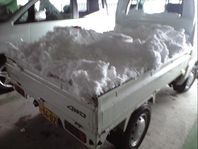 スーパーの駐車場.JPG