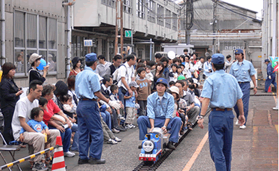 ＪＲ四国多度津工場「きしゃぽっぽ祭り」 | 特急少年 スタッフブログ - 楽天ブログ