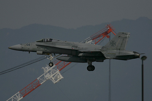 070225-VMFA-212-LANCERS-RWY02L