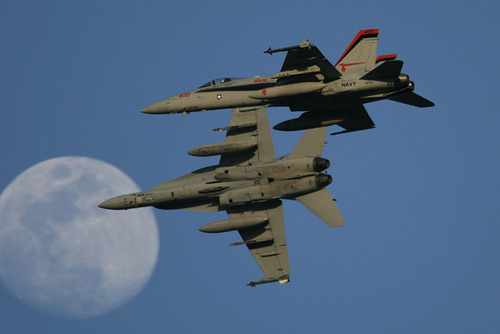 VFA-94_070301-1