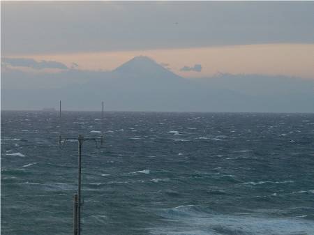 洲崎灯台から富士山8.jpg
