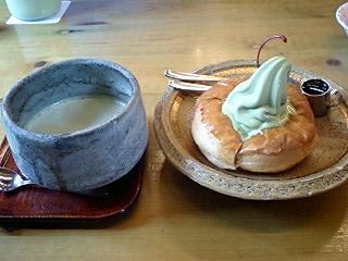 抹茶シロノアール