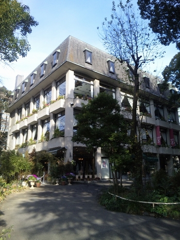 松本楼・1