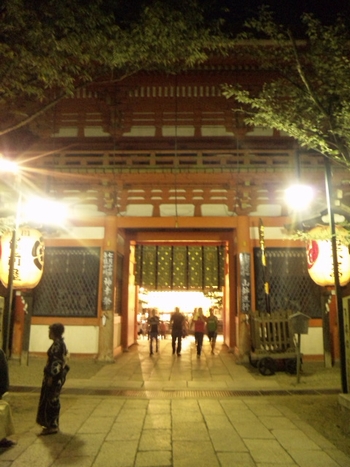 八坂・2