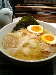 スープが綺麗・・・