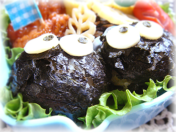 炊き込みご飯で。まっくろくろすけ弁当☆キャラ弁 | 別館☆はな