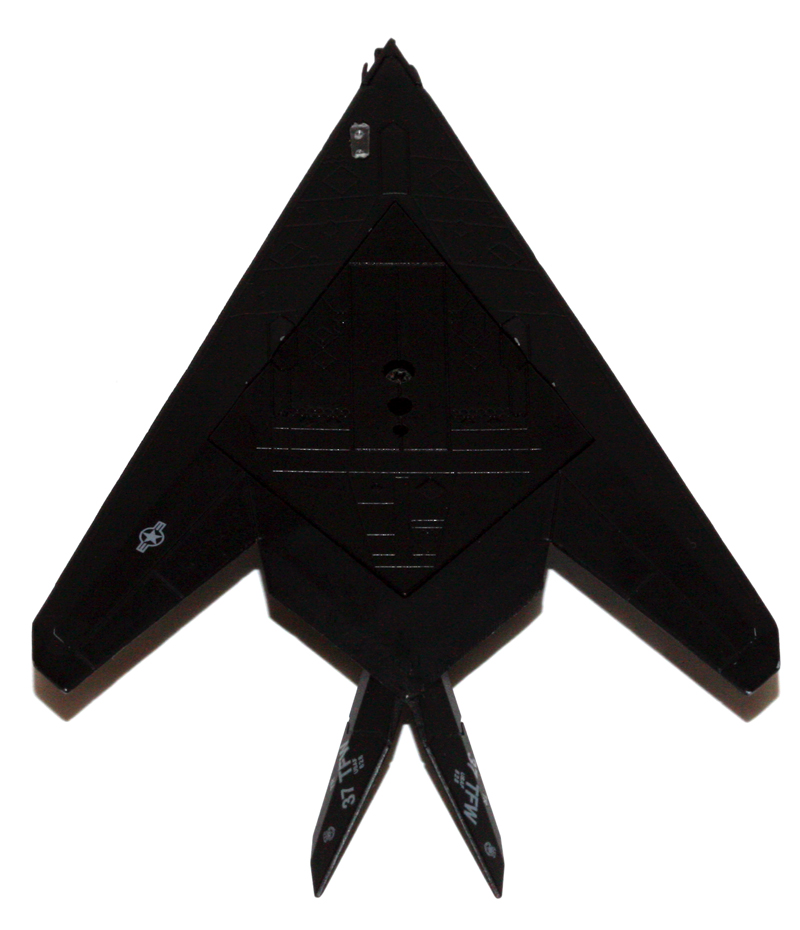 1/150 F-117ステルス攻撃機 ナイトホーク/ステルス戦闘機