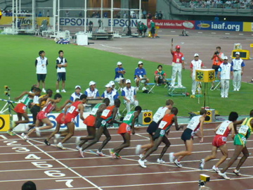 世界陸上・男子10,000mスタートライン