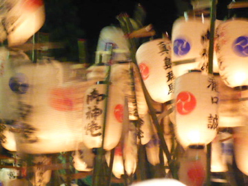 提灯祭り:提灯シルエット