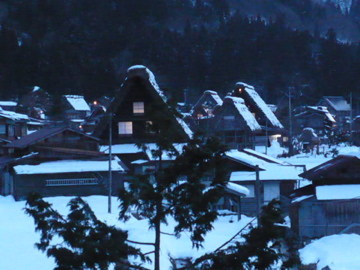 白川郷の夕暮れ