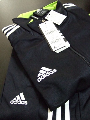 ａｄｉｄａｓ 8109 ウォームアップ　１