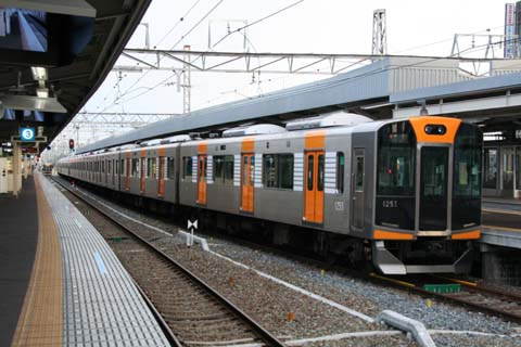 阪神・西大阪線・尼崎駅・１０両編成（２００９年３月１４日）
