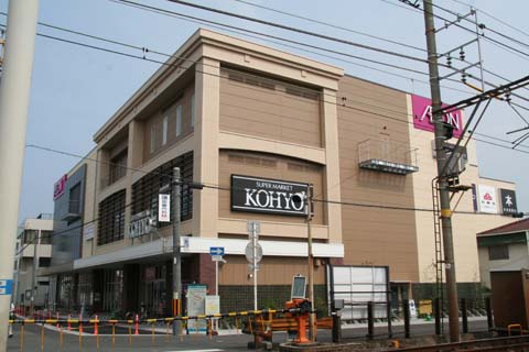 諏訪ノ森駅前・イオン店舗（２００９年７月４日）