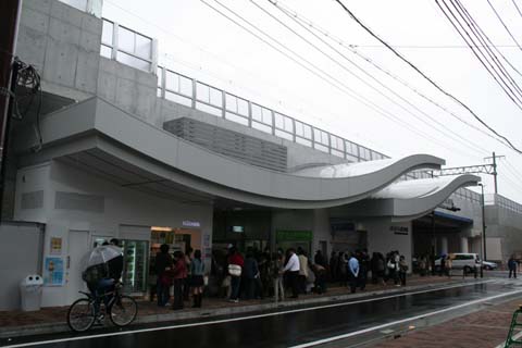ＪＲさくら夙川駅（２００７年４月７日）