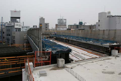 阪神・西大阪線・西九条駅・ＪＲ跨線橋（２００８年５月２４日）