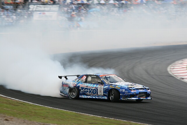 ハイブリッジファーストはＤ１ＧＰ黒井敦選手を応援しています。 | Ｆｉｒｓｔ Blog - 楽天ブログ