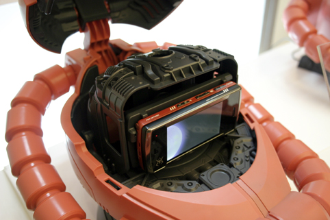 char002